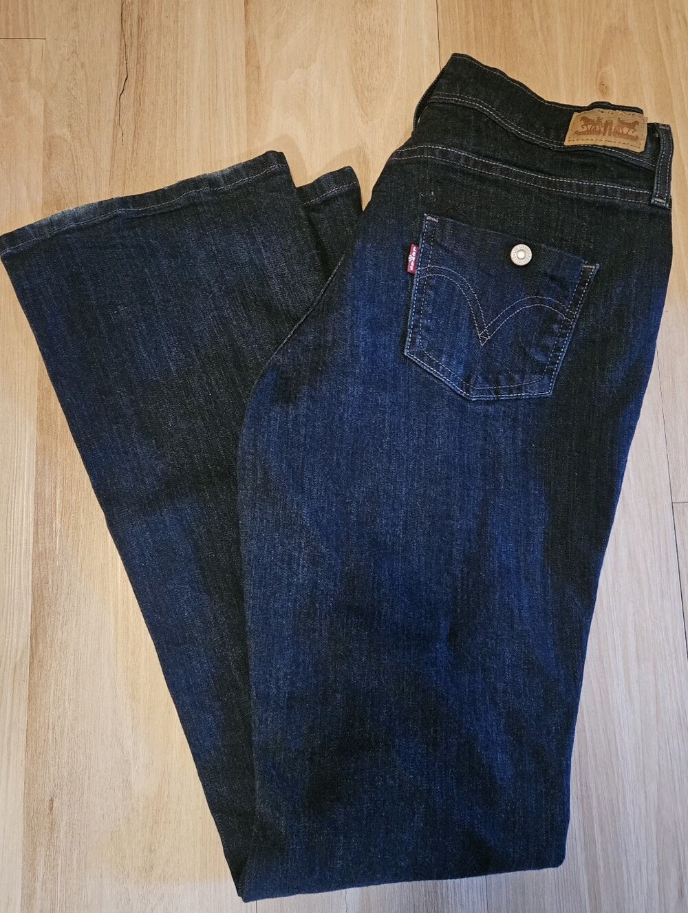Levi's Women's Dark Blue 515 Bootcut Jeans Size W29/L34